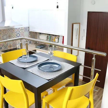 Attic Studio City Center Appartamento