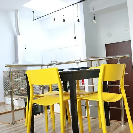 Appartamento Attic Studio City Center *